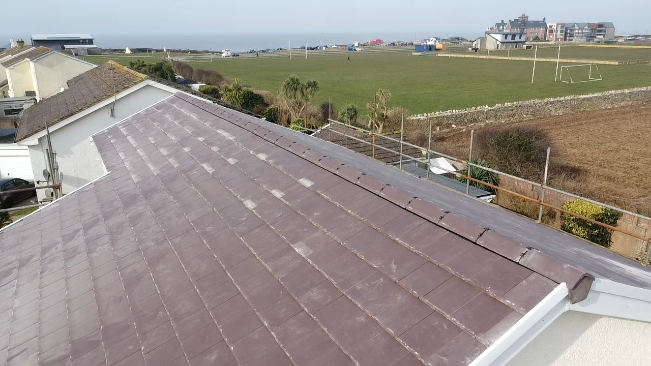 New tile roof porthcawl Tile roof